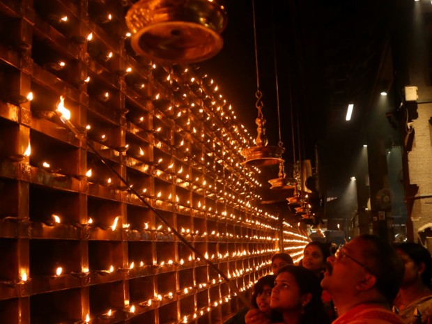 Guruvayur Chuttu Vilakku